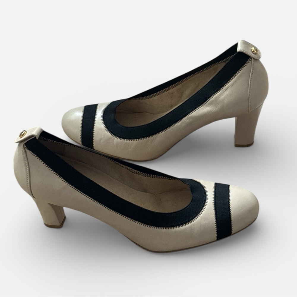 Stuart Weitzman Easily Round toe Cream Black leather pumps Heels shoes Sz 9 1/2